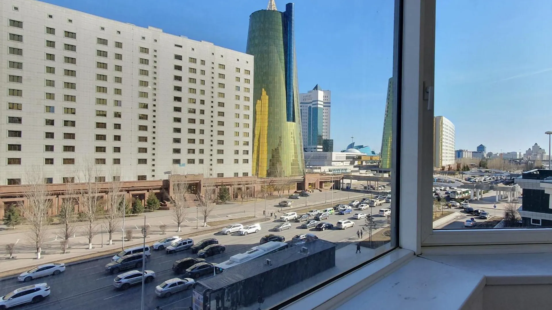 Apartment 421 3Х Комн Кв С 2 Мя Кроватями И Раскладным Диваном На 1-6 Гостей, Возле Байтерека Nur-Sultan  Kazakhstan