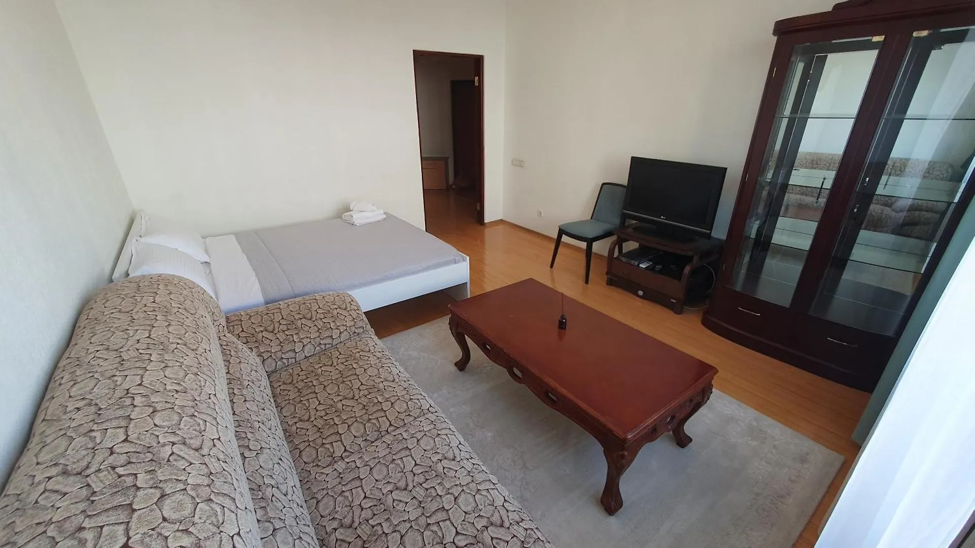 Apartment 421 3Х Комн Кв С 2 Мя Кроватями И Раскладным Диваном На 1-6 Гостей, Возле Байтерека Nur-Sultan  Kazakhstan