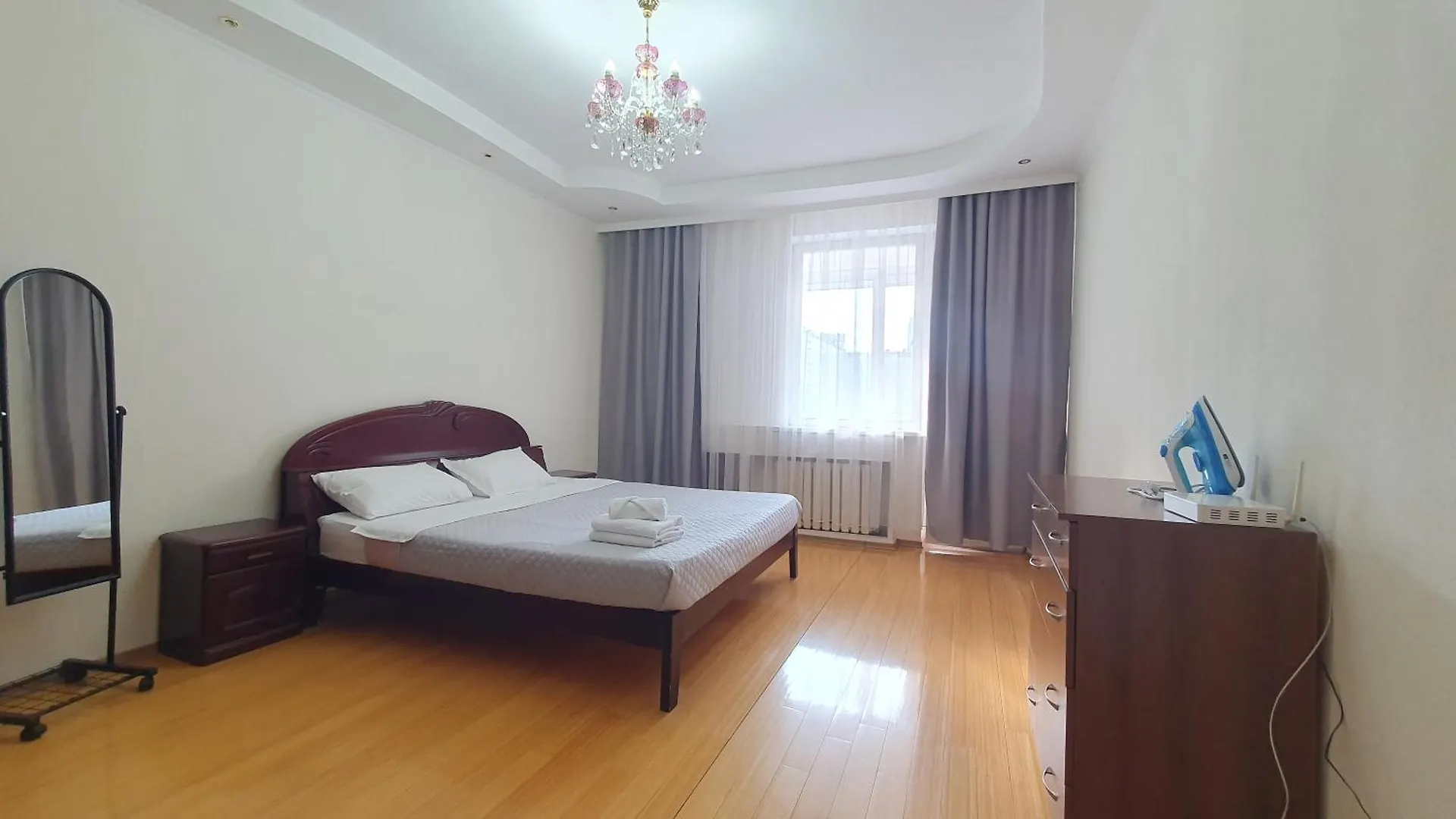 Apartment 421 3Х Комн Кв С 2 Мя Кроватями И Раскладным Диваном На 1-6 Гостей, Возле Байтерека Nur-Sultan  Kazakhstan