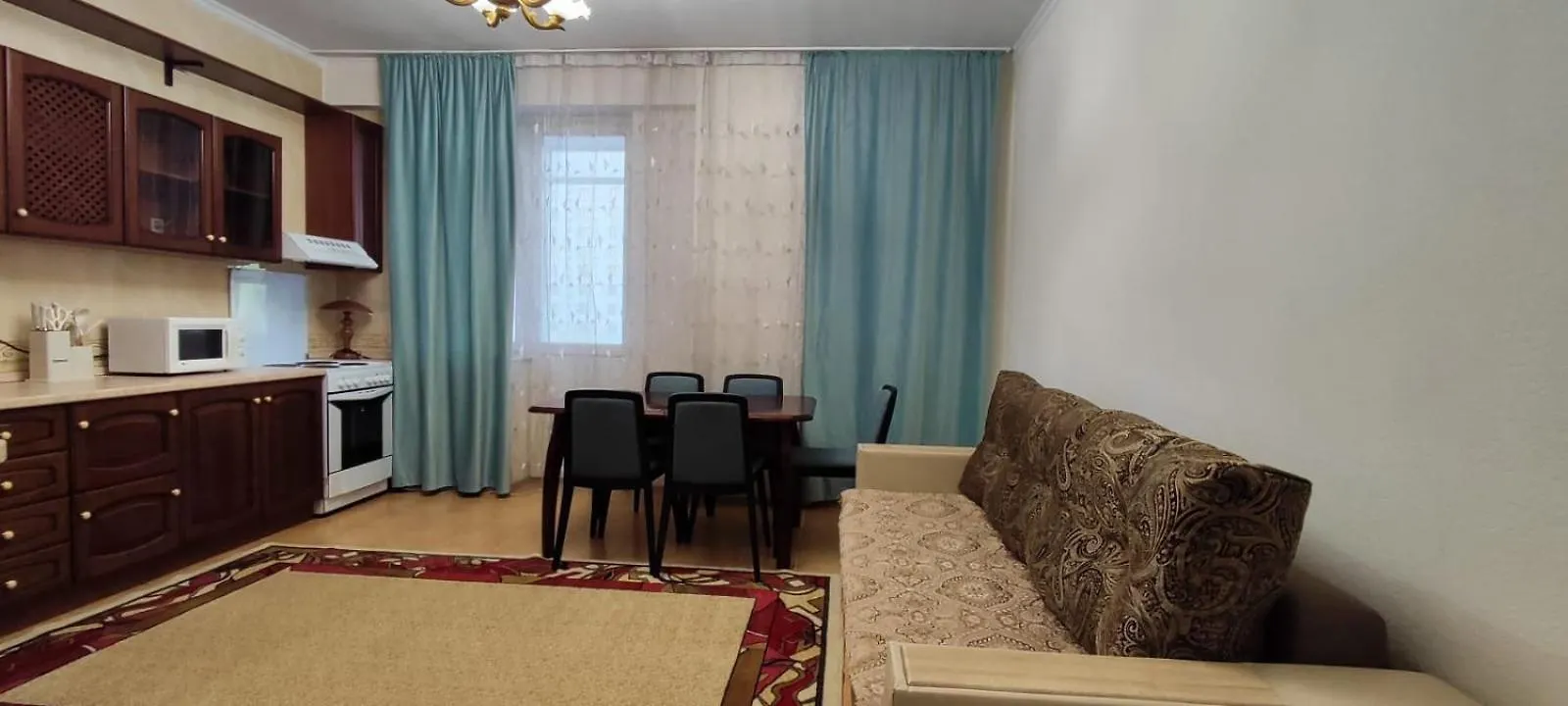 Apartment 421 3Х Комн Кв С 2 Мя Кроватями И Раскладным Диваном На 1-6 Гостей, Возле Байтерека Nur-Sultan