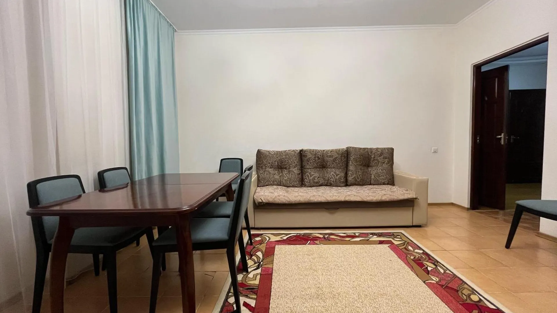 Apartment 421 3Х Комн Кв С 2 Мя Кроватями И Раскладным Диваном На 1-6 Гостей, Возле Байтерека Nur-Sultan